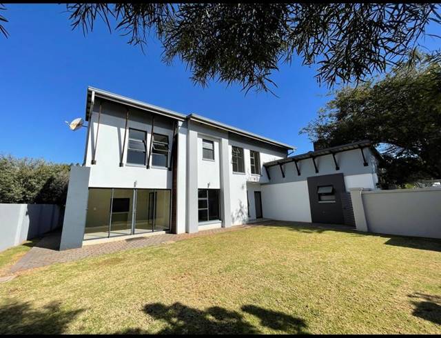 3 BEDROOM HOUSE FOR SALE IN MIDSTREAM RIDGE